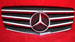 Решетка радиатора Mercedes W211 в стиле AMG.
Для рестайлинговых моделей.
Год выпуска: 2006-2009.
Материал: ABS-пластик.
Цвет: черный с хромированными полосками.
 В комплекте оригинальная эмблема-звезда (А163 888 00 86)
