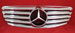 Решетка радиатора Mercedes W211.
Для дорестайлинговых моделей.
Год выпуска: 2002-2006.
Материал: ABS-пластик.
Цвет: хром.
В комплекте оригинальная эмблема-звезда (NO. A163 888 00 86)