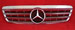 Решетка радиатора Mercedes W220.
Для моделей: W220, S.
Год выпуска: 1998-2002.
Материал: ABS-пластик.
Цвет: хромированный.
Оригинальная эмблема-звезда (арт. А638 888 00 86) в комплекте